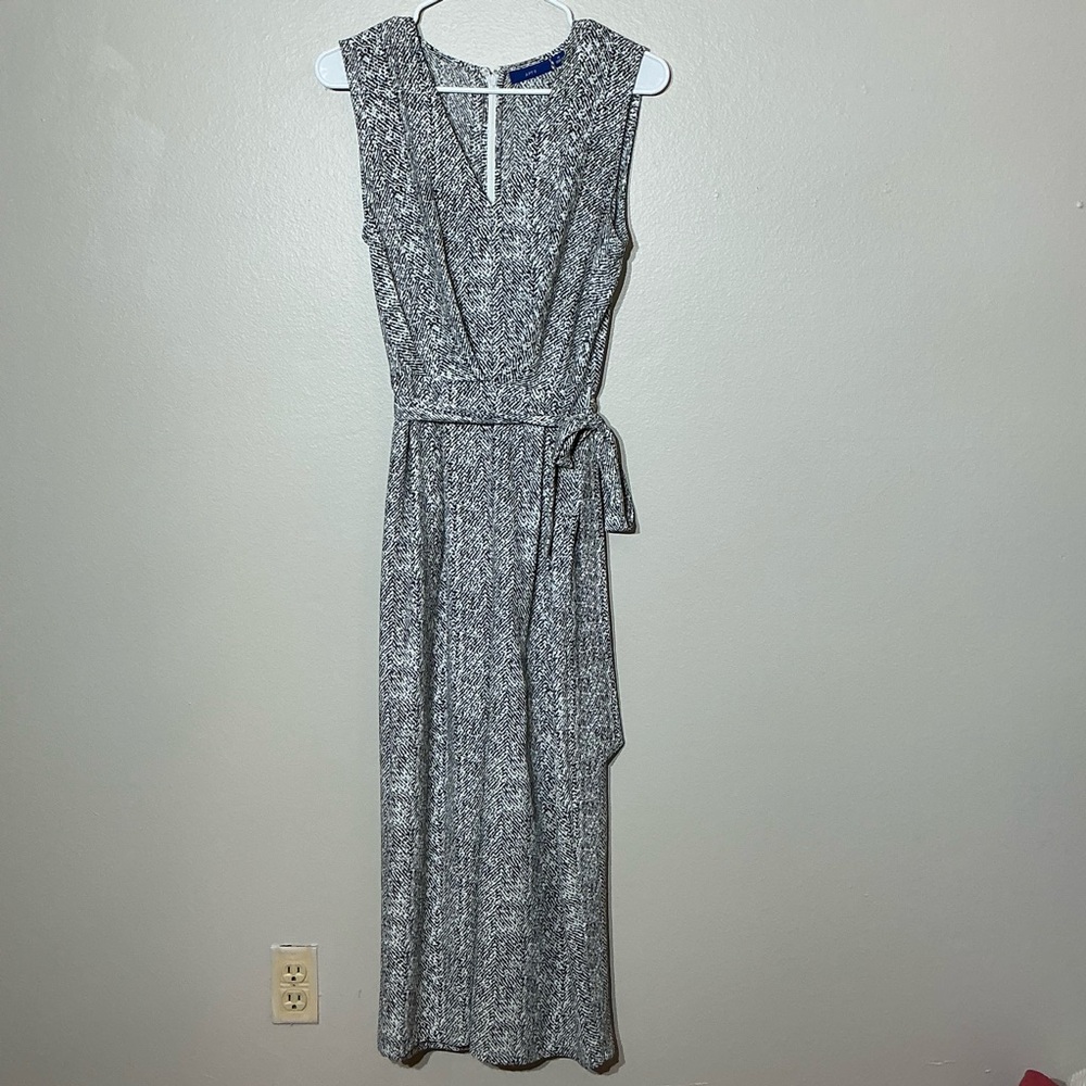 Apt. 9 Gray Medium Patterned Jumper - image 1